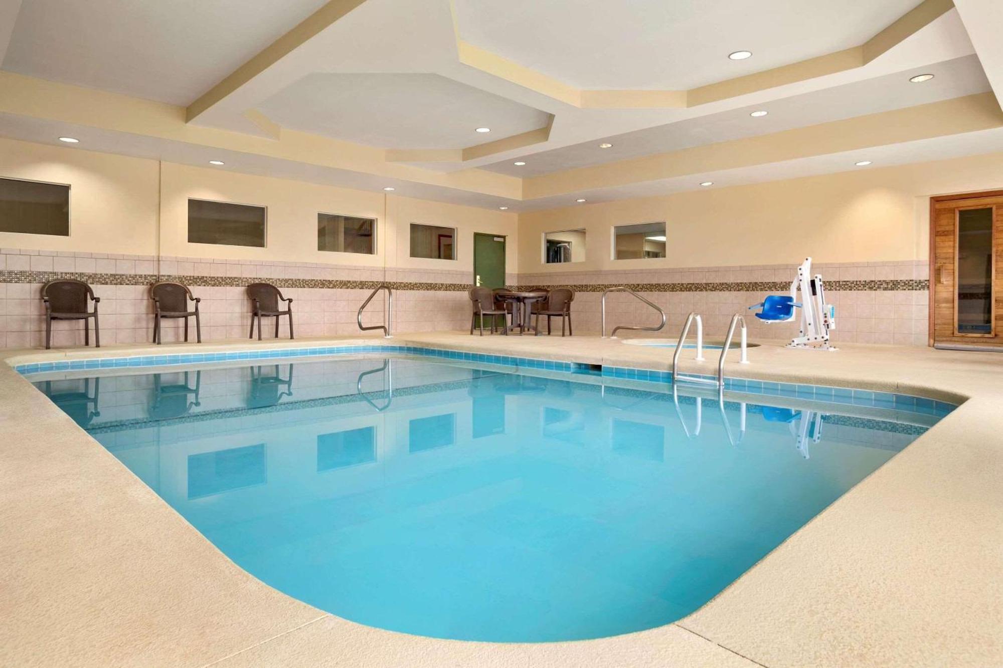 Country Inn & Suites By Radisson, Albany, Ga Extérieur photo
